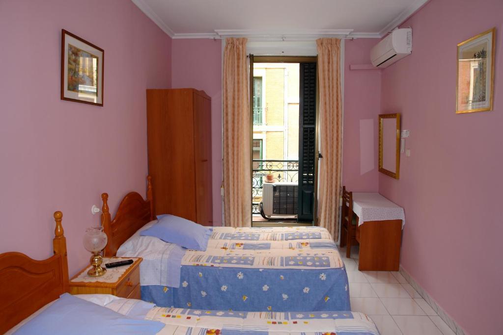 Hostal Dos Naciones มาดริด ห้อง รูปภาพ